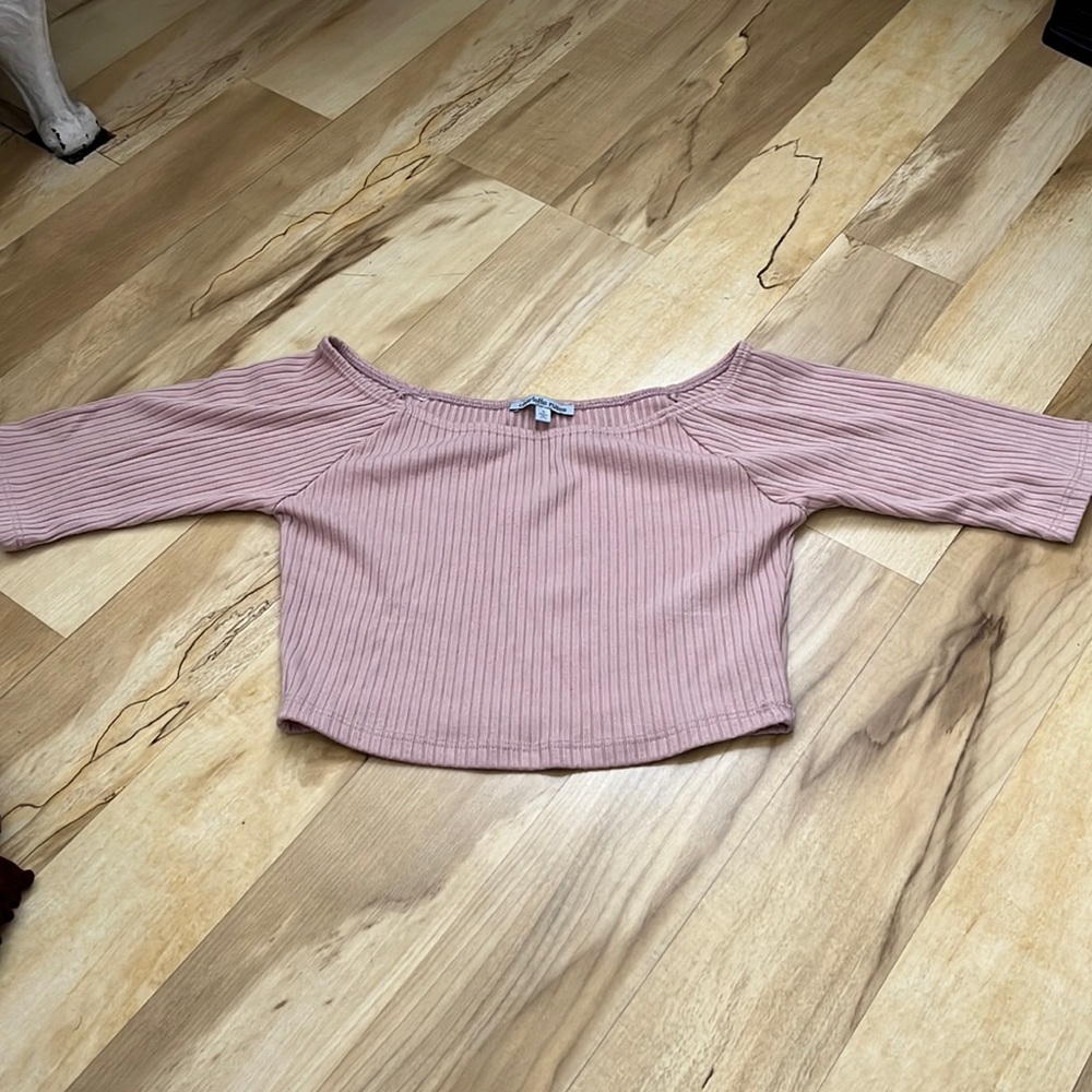 baby pink crop top